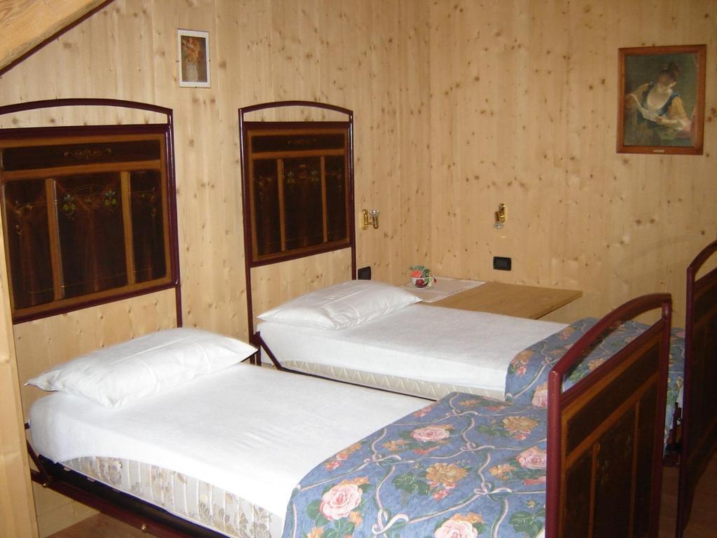 Residenza Domino Aparthotel Селва ди Кадоре Стая снимка