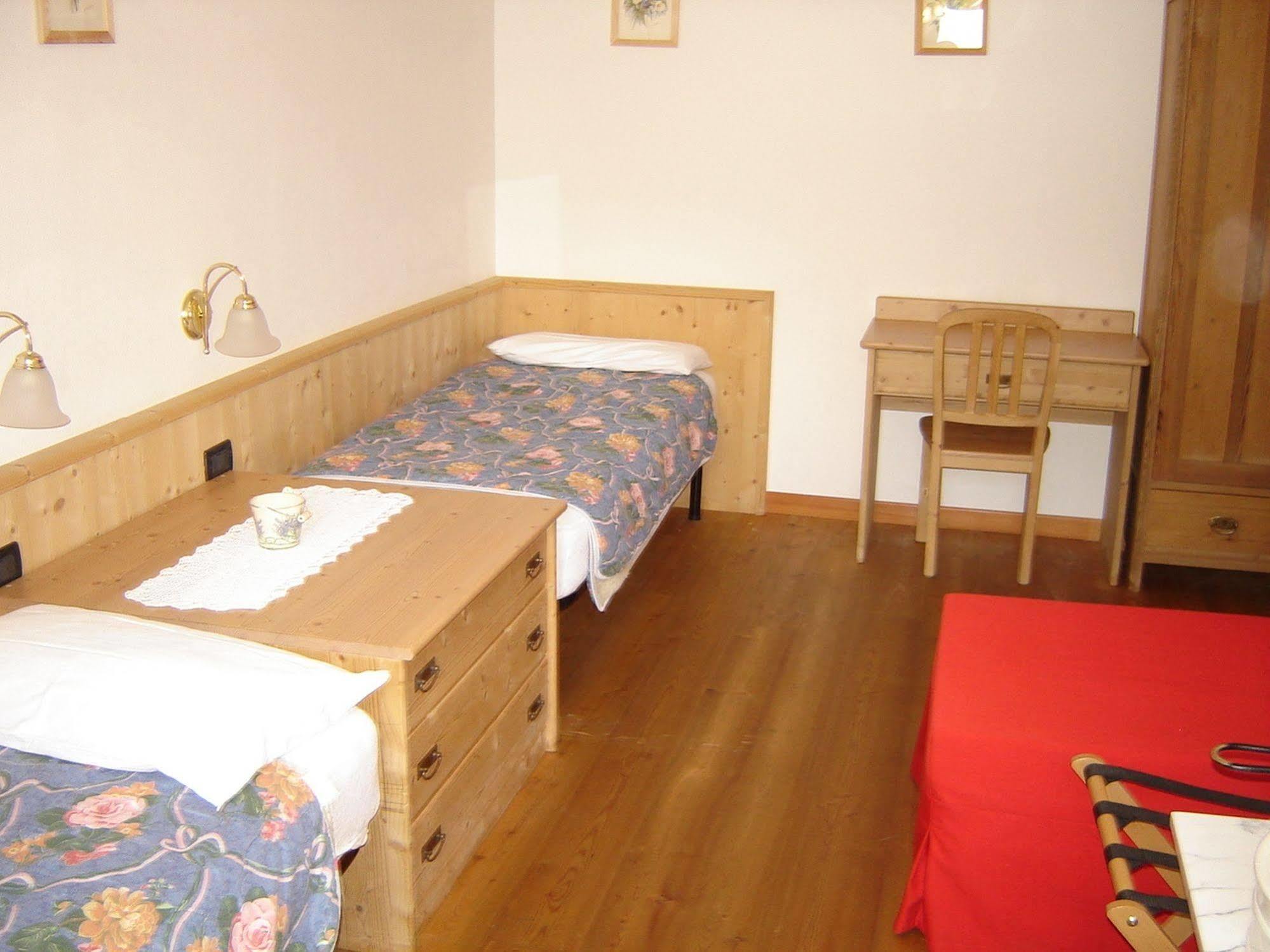 Residenza Domino Aparthotel Селва ди Кадоре Екстериор снимка